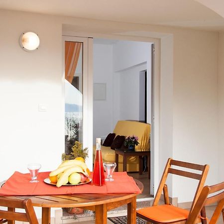 Apartments Adria Blue 卡斯塔 外观 照片