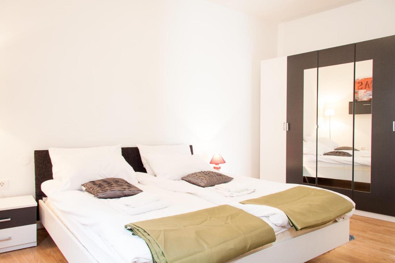 Apartments Adria Blue 卡斯塔 客房 照片