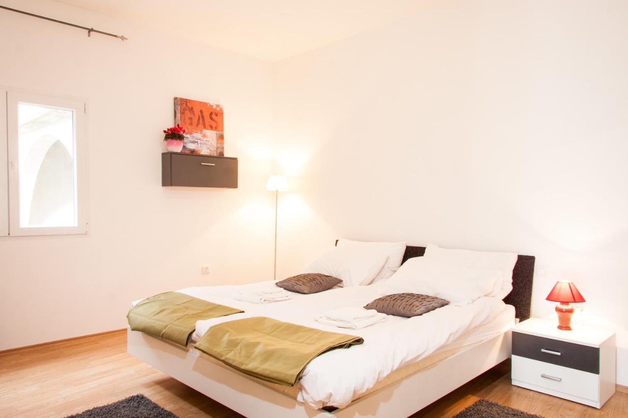 Apartments Adria Blue 卡斯塔 客房 照片