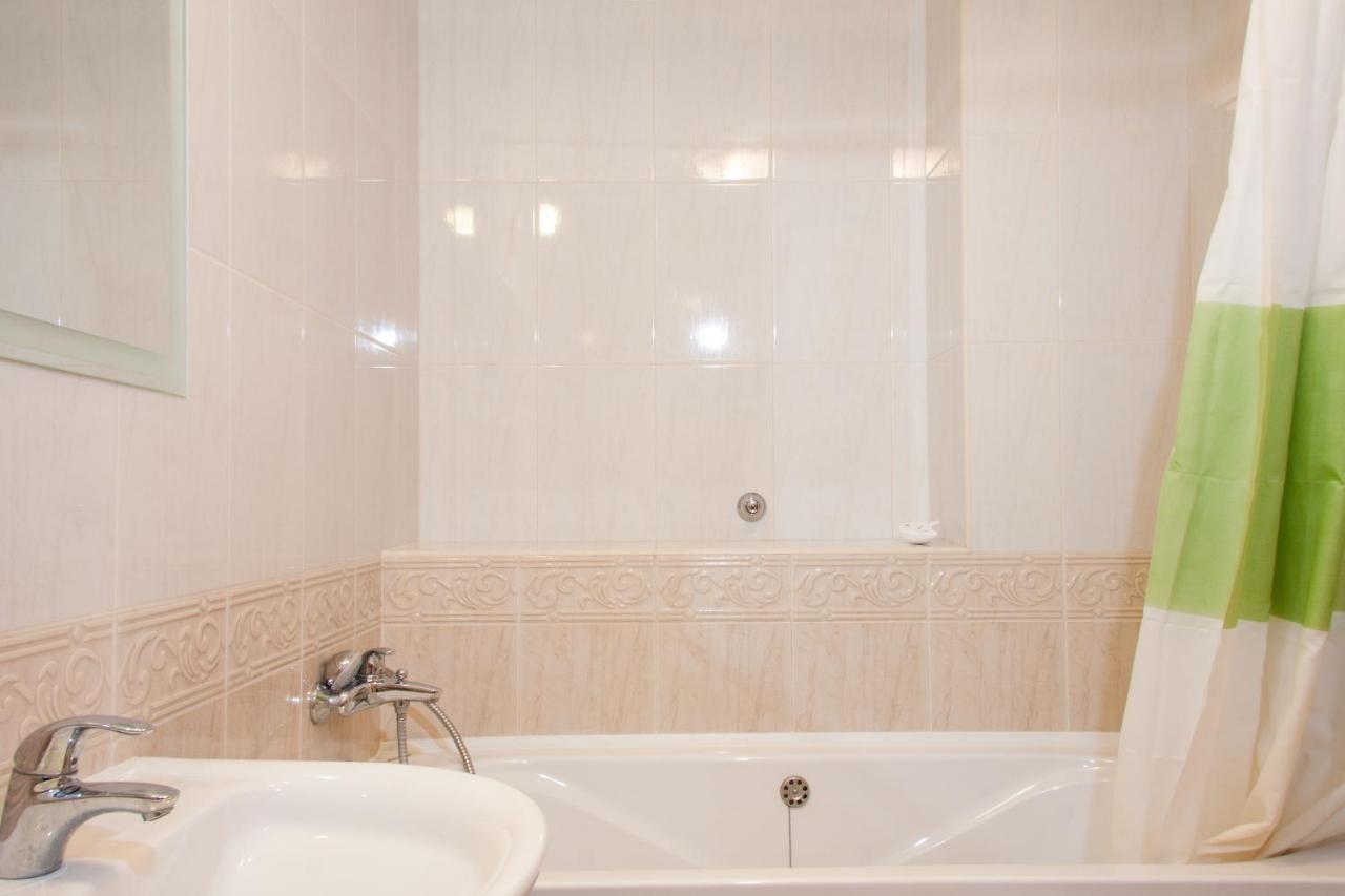 Apartments Adria Blue 卡斯塔 客房 照片
