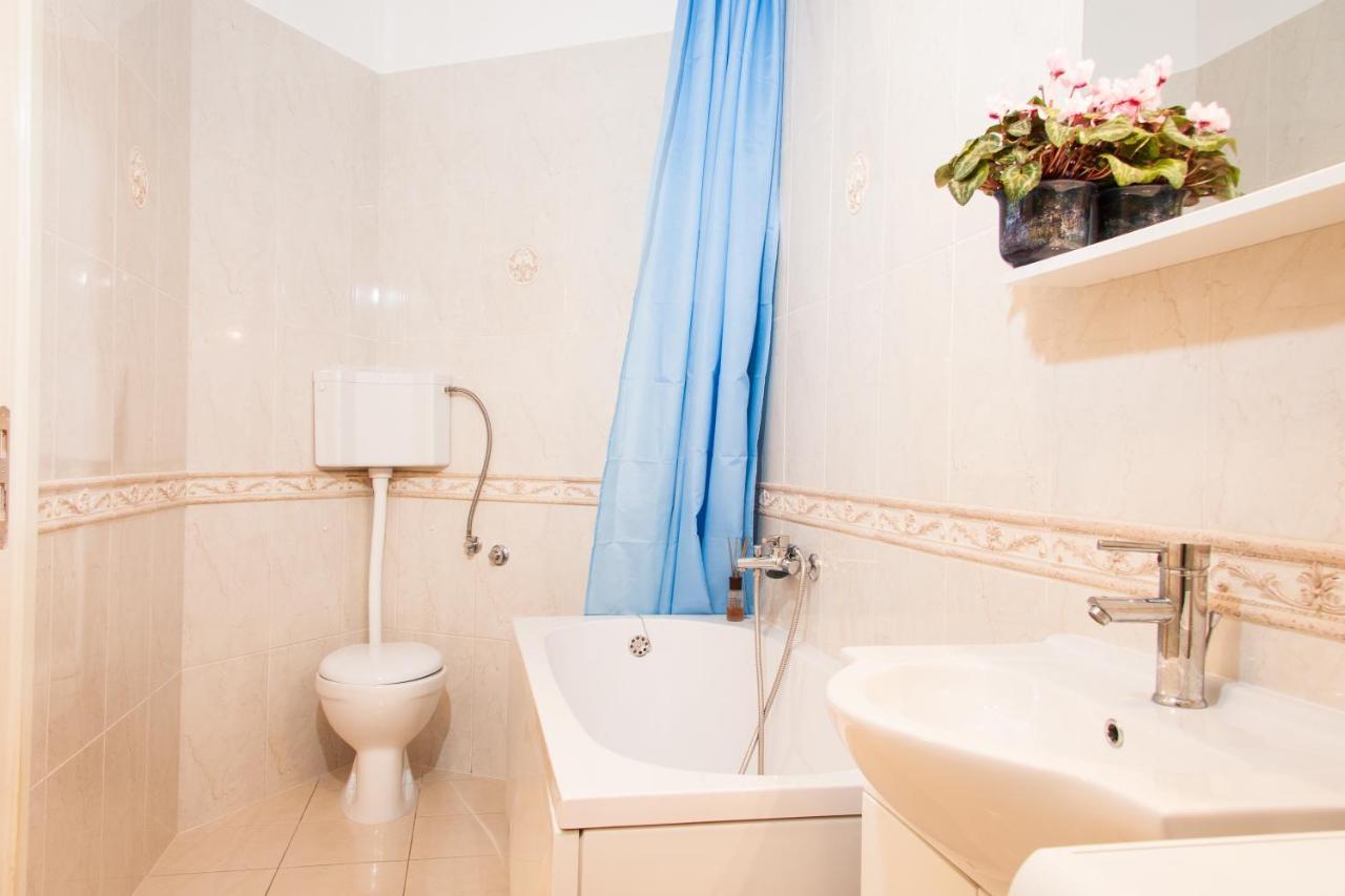 Apartments Adria Blue 卡斯塔 客房 照片