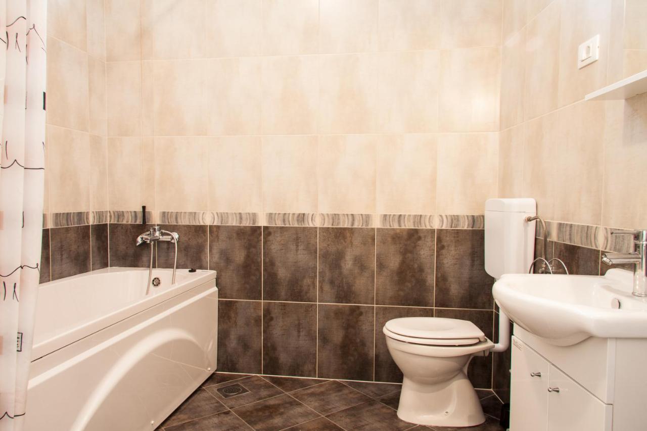Apartments Adria Blue 卡斯塔 客房 照片