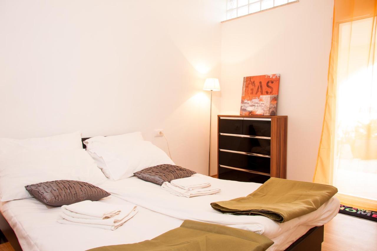 Apartments Adria Blue 卡斯塔 客房 照片