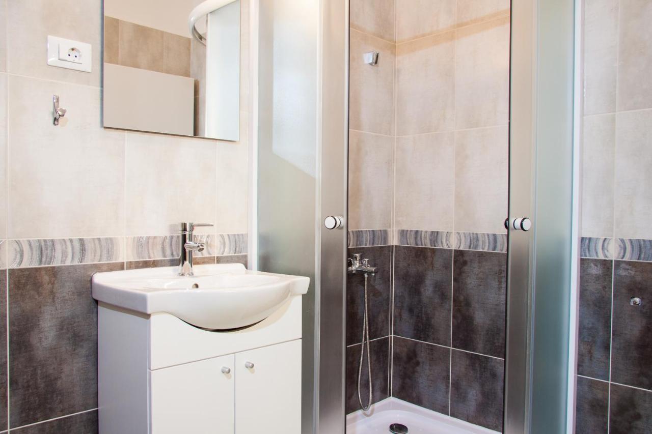 Apartments Adria Blue 卡斯塔 客房 照片